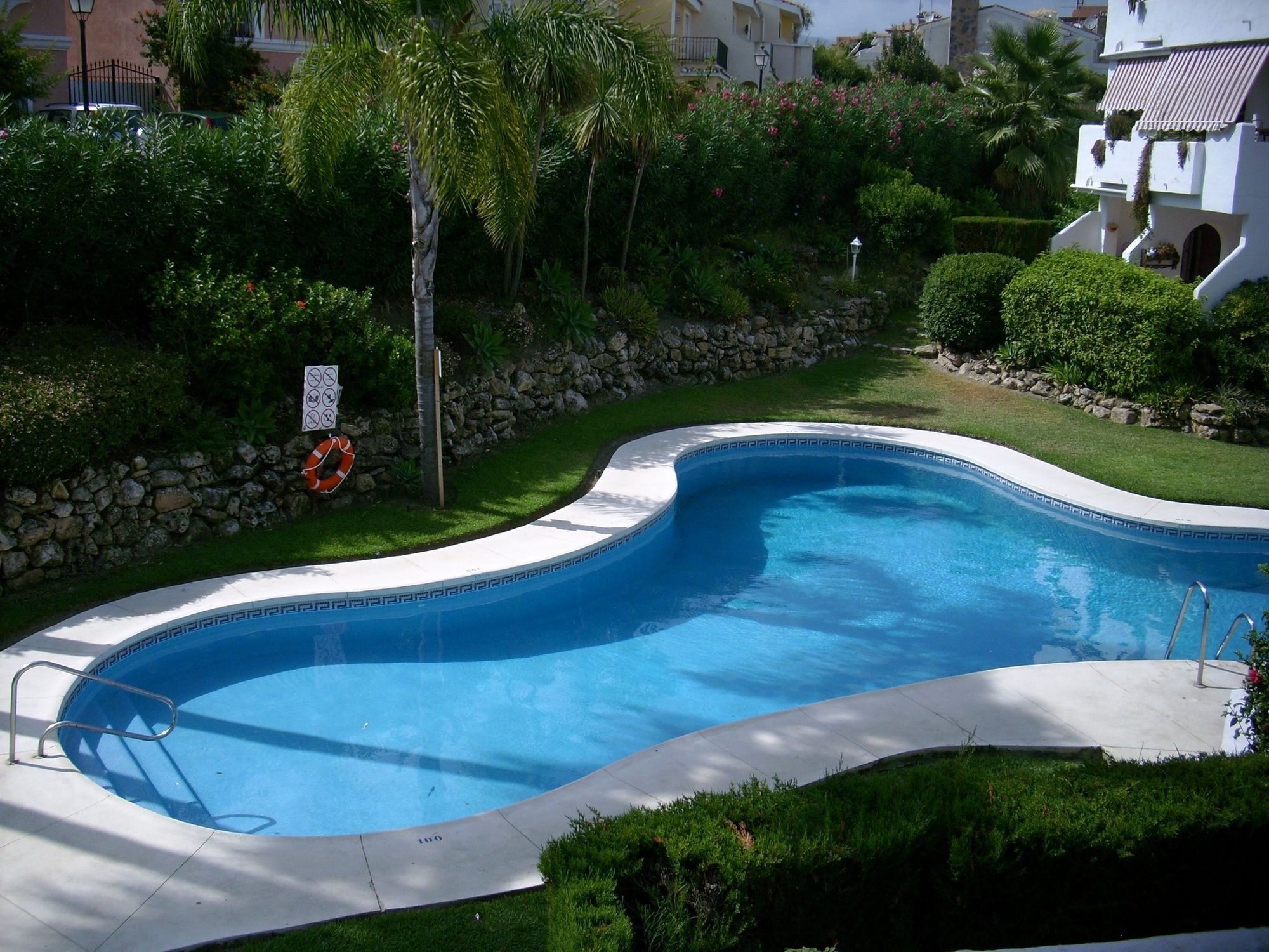 Apartment With 2 Rooms In Estepona, With Pool Access And Furnished Bal Ngoại thất bức ảnh